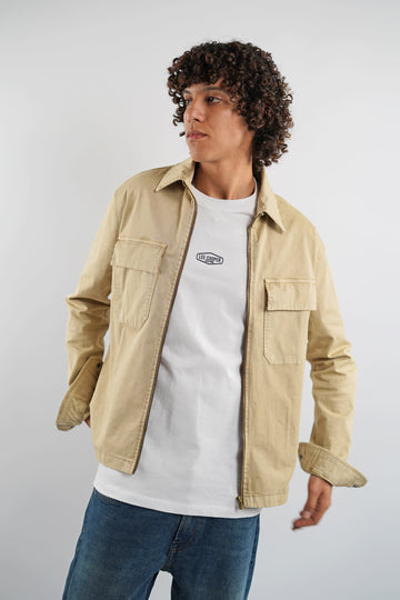 Ugo-Ve Veste