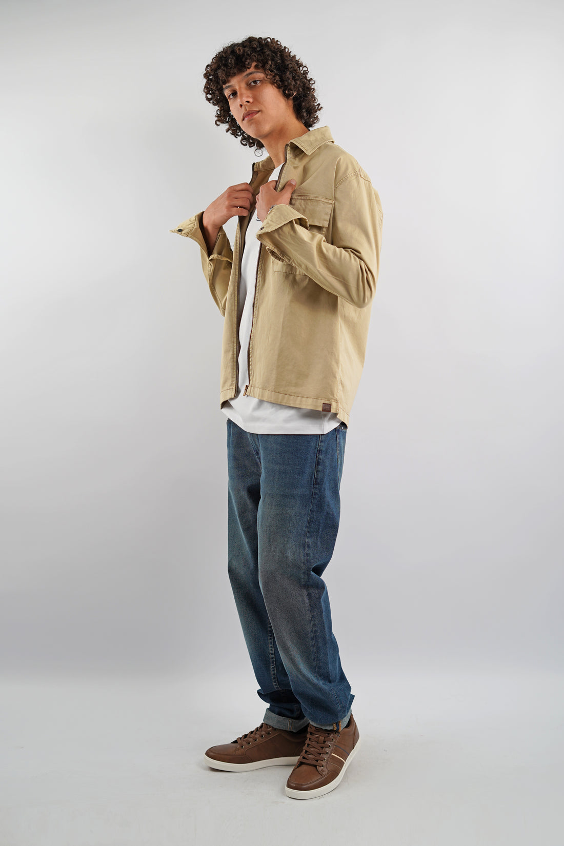 Ugo-Ve Veste